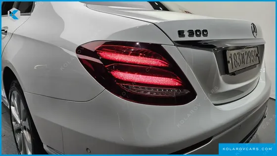 MERCEDES E-CLASS E300 4MATIC EXCLUSIVE