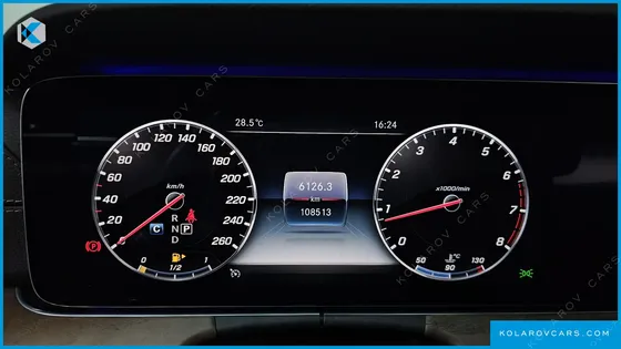 MERCEDES E-CLASS E300 4MATIC EXCLUSIVE