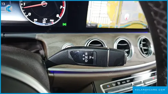 MERCEDES E-CLASS E300 4MATIC EXCLUSIVE
