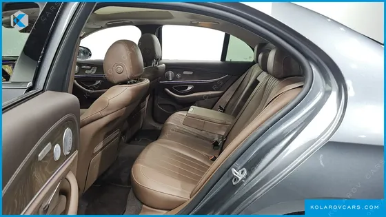 MERCEDES E-CLASS E300 4MATIC EXCLUSIVE