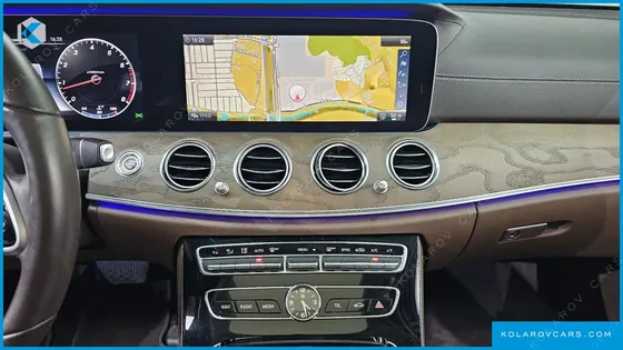 MERCEDES E-CLASS E300 4MATIC EXCLUSIVE