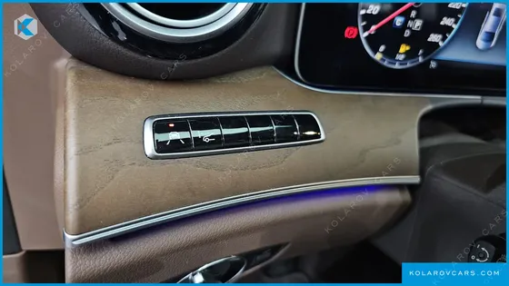 MERCEDES E-CLASS E300 4MATIC EXCLUSIVE