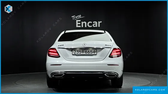 MERCEDES E-CLASS E300 4MATIC EXCLUSIVE