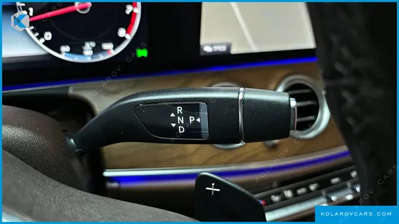 MERCEDES E-CLASS E300 4MATIC EXCLUSIVE