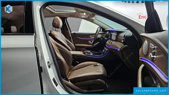MERCEDES E-CLASS E300 4MATIC EXCLUSIVE