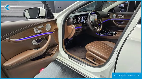 MERCEDES E-CLASS E300 4MATIC EXCLUSIVE