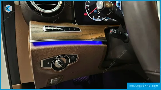 MERCEDES E-CLASS E300 4MATIC EXCLUSIVE