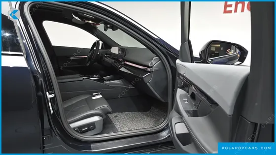 BMW 5 SERIES 530E M SPORT