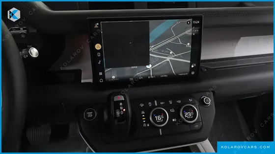 LAND ROVER DEFENDER 110 D300 X-DYNAMIC HSE