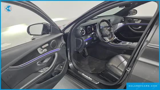 MERCEDES E-CLASS E220D 4MATIC AMG LINE