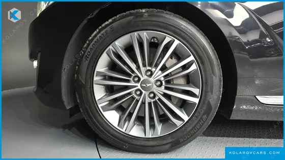 GENESIS EQ900 3.8 GDI AWD