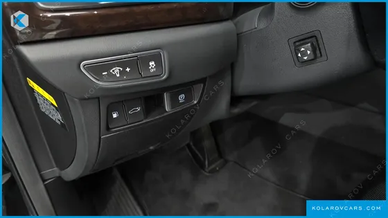 GENESIS EQ900 3.8 GDI AWD