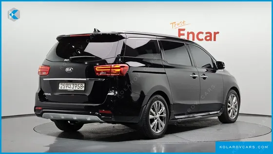KIA CARNIVAL 9-SEATER PRSTIGE