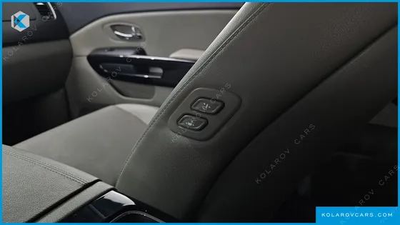 KIA CARNIVAL 9-SEATER PRSTIGE
