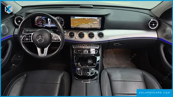 MERCEDES E-CLASS E300 4MATIC AMG LINE