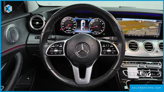 MERCEDES E-CLASS E300 4MATIC AMG LINE