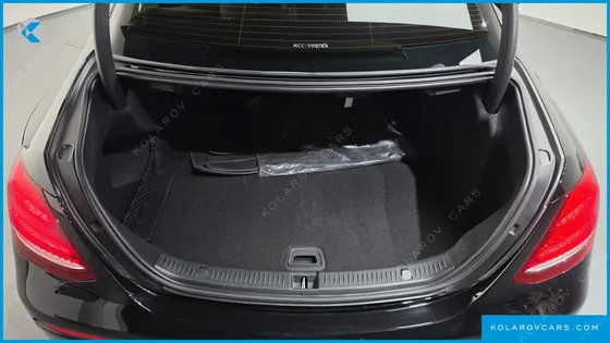 MERCEDES E-CLASS E300 4MATIC AMG LINE