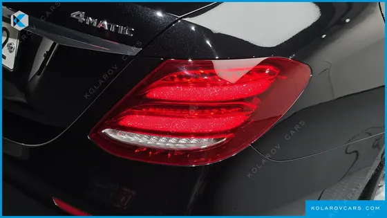 MERCEDES E-CLASS E300 4MATIC AMG LINE