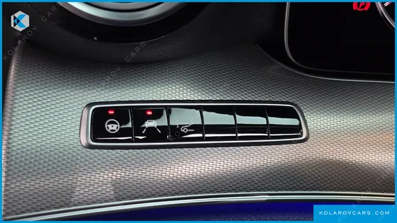 MERCEDES E-CLASS E300 4MATIC AMG LINE