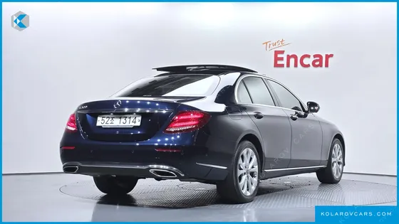 MERCEDES E-CLASS E300 EXCLUSIVE