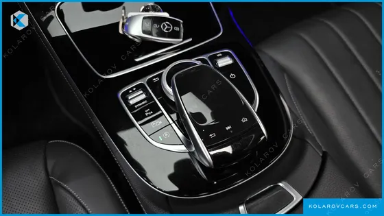 MERCEDES E-CLASS E300 EXCLUSIVE