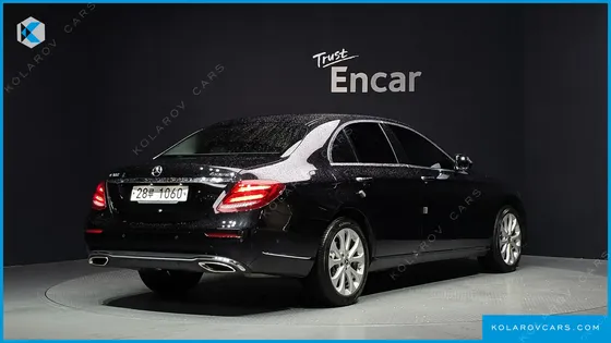 MERCEDES E-CLASS E300 4MATIC EXCLUSIVE