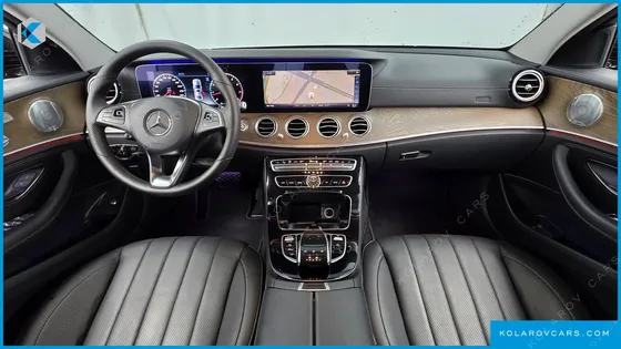 MERCEDES E-CLASS E300 4MATIC EXCLUSIVE
