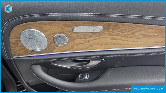 MERCEDES E-CLASS E300 4MATIC EXCLUSIVE