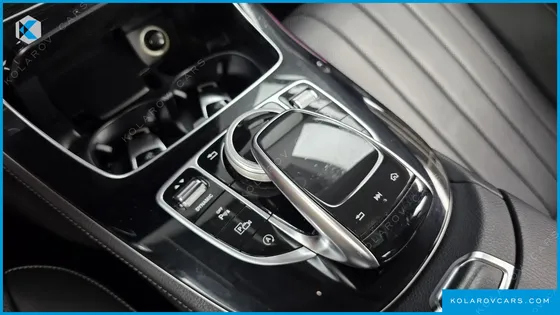 MERCEDES E-CLASS E300 4MATIC EXCLUSIVE