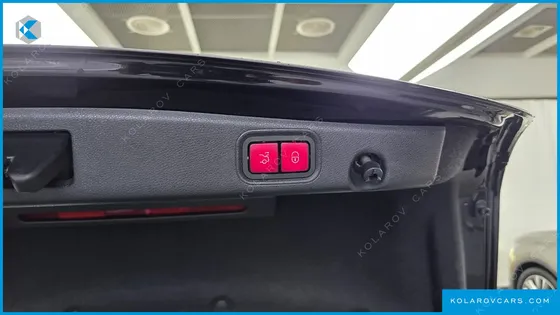 MERCEDES E-CLASS E300 4MATIC EXCLUSIVE