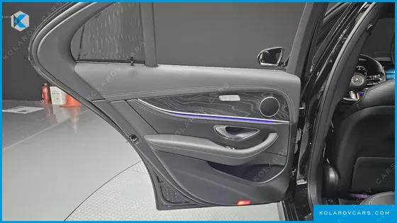 MERCEDES E-CLASS E220D 4MATIC AMG LINE