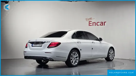 MERCEDES E-CLASS E220D EXCLUSIVE