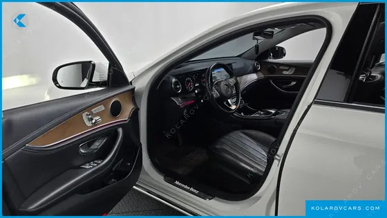 MERCEDES E-CLASS E220D EXCLUSIVE
