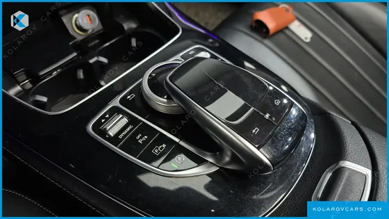 MERCEDES E-CLASS E220D EXCLUSIVE