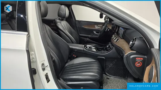 MERCEDES E-CLASS E220D EXCLUSIVE