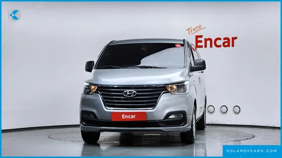 HYUNDAI STAREX VAN 3-SEATER