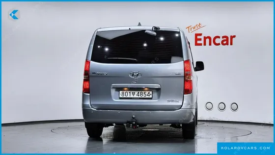 HYUNDAI STAREX VAN 3-SEATER