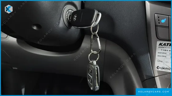 HYUNDAI STAREX VAN 3-SEATER