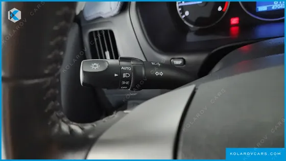 HYUNDAI STAREX VAN 3-SEATER