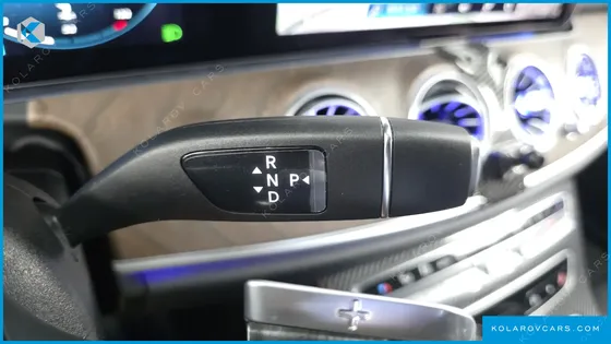 MERCEDES E-CLASS E220D 4MATIC EXCLUSIVE