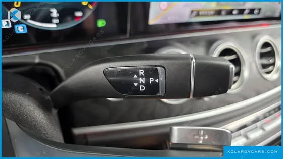 MERCEDES E-CLASS E220D 4MATIC AMG LINE