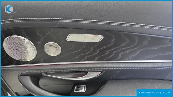 MERCEDES E-CLASS E220D 4MATIC AMG LINE