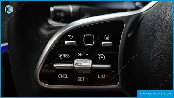 MERCEDES E-CLASS E300 AMG LINE