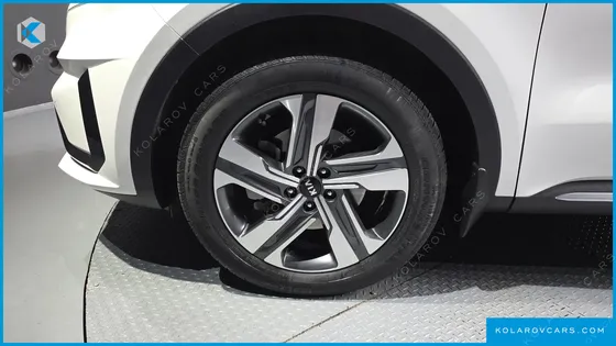 KIA SORENTO HEV 1.6 2WD