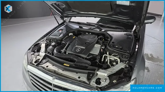 MERCEDES E-CLASS E300 4MATIC EXCLUSIVE