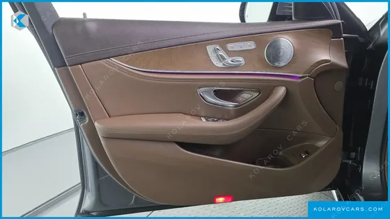MERCEDES E-CLASS E300 4MATIC EXCLUSIVE