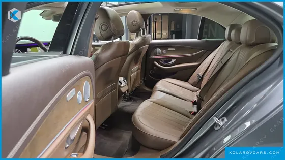 MERCEDES E-CLASS E300 4MATIC EXCLUSIVE
