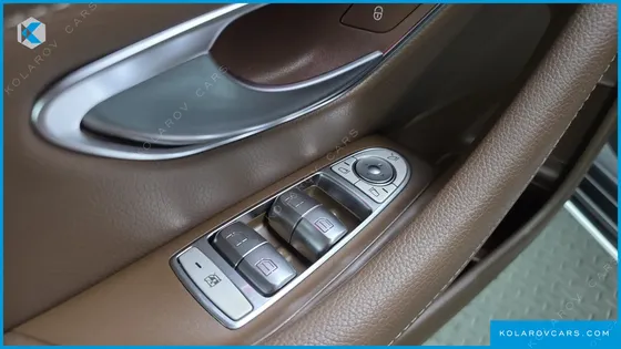 MERCEDES E-CLASS E300 4MATIC EXCLUSIVE