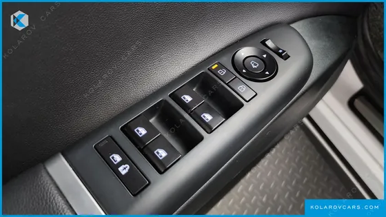 HYUNDAI GRANDEUR PREMIUM