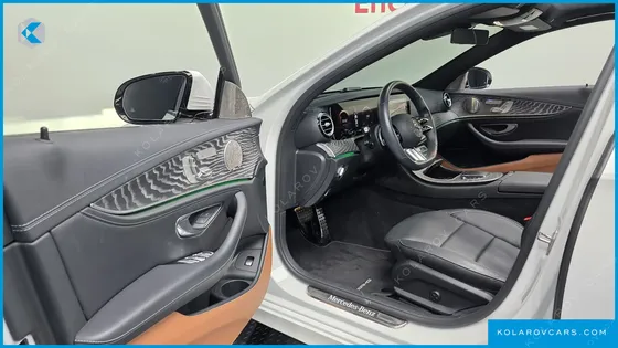 MERCEDES E-CLASS E350 4MATIC AMG LINE